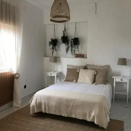 Quinta Das Amoreiras Villa *
