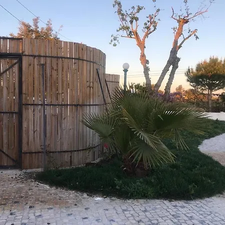 Quinta Das Amoreiras Villa *