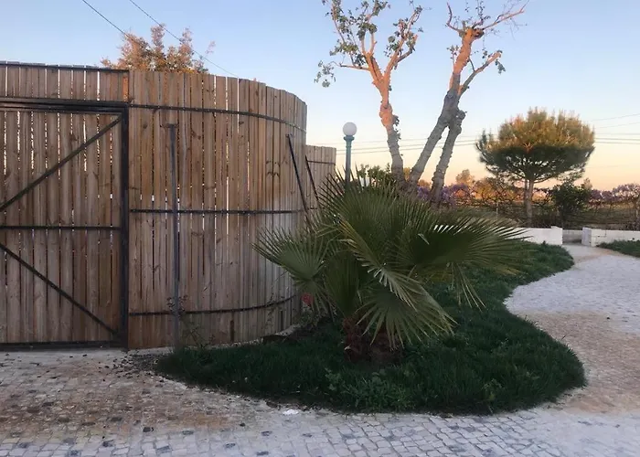 Quinta Das Amoreiras Villa *